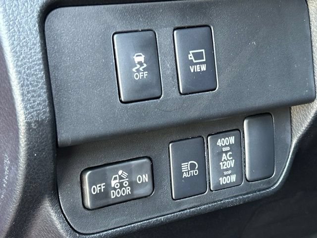 Used 2023 Toyota Tacoma Limited AWD/4WD image 19