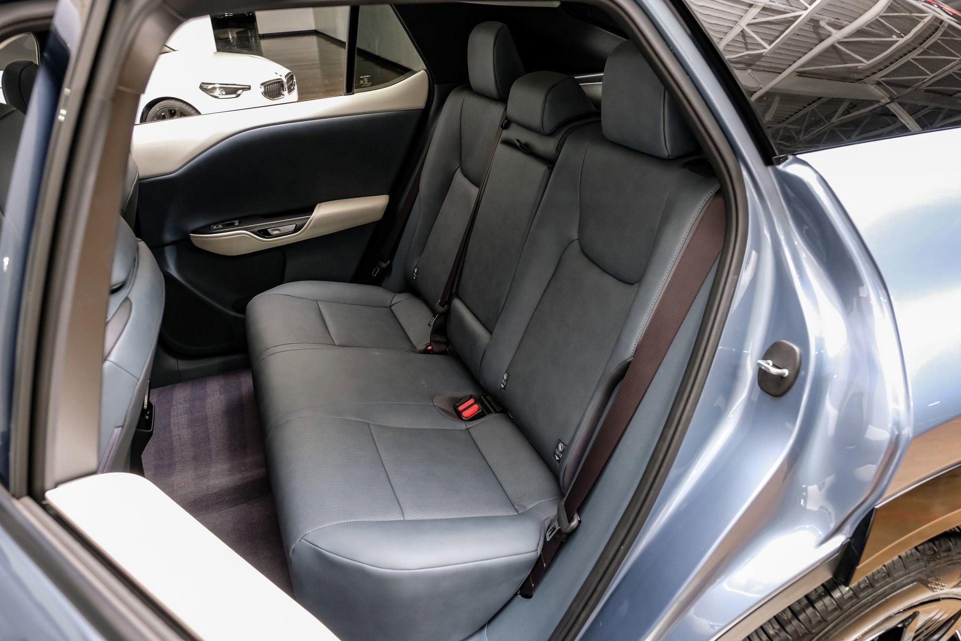 Used 2023 Lexus RZ 450e Premium image 42