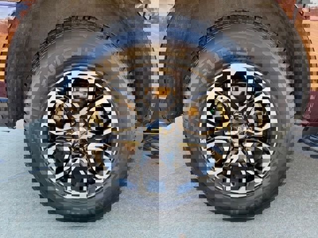 Used 2024 Ford Expedition Max XLT image 9