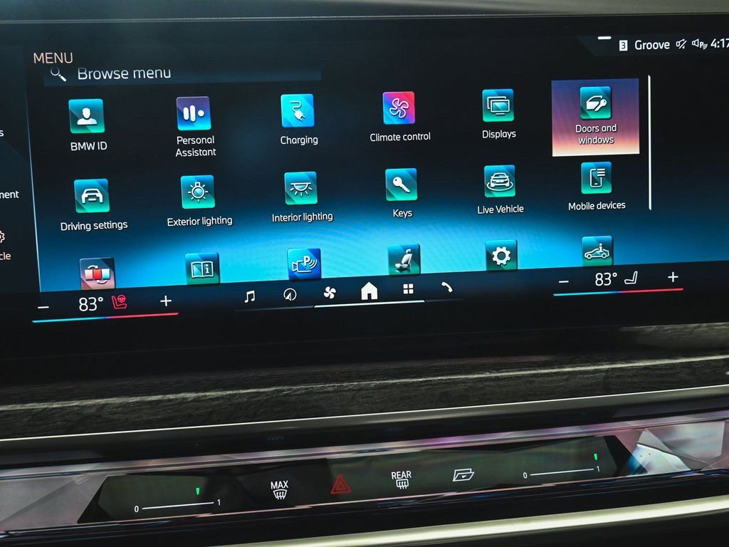 Used 2023 BMW i7 xDrive60 w/ Executive Package 2 image 25