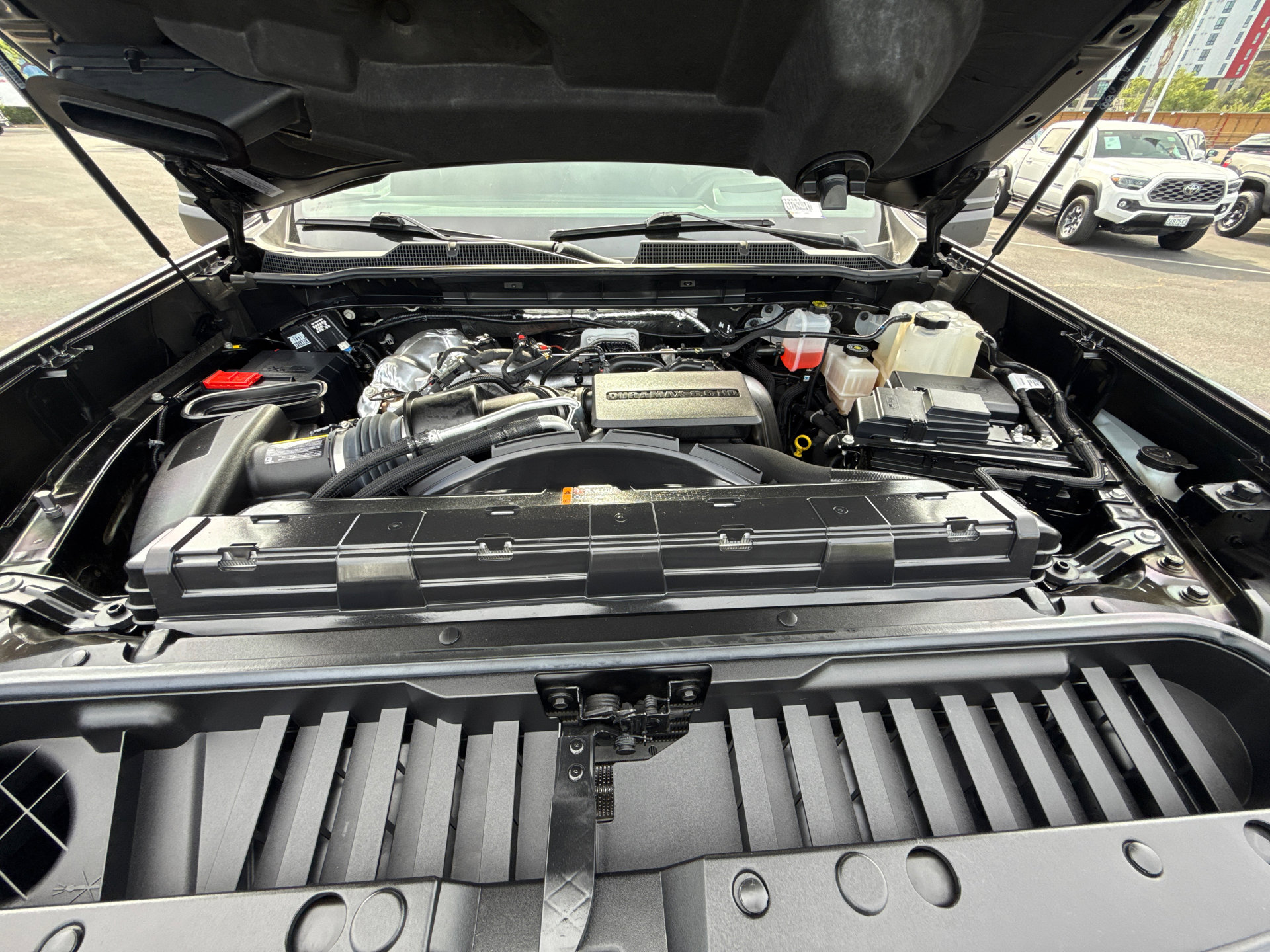 Used 2025 Chevrolet Silverado 3500 High Country w/ High Country Premium Package image 7