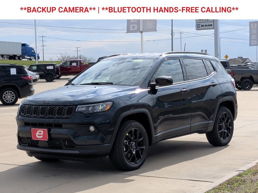 New 2026 Jeep Compass Altitude image 3