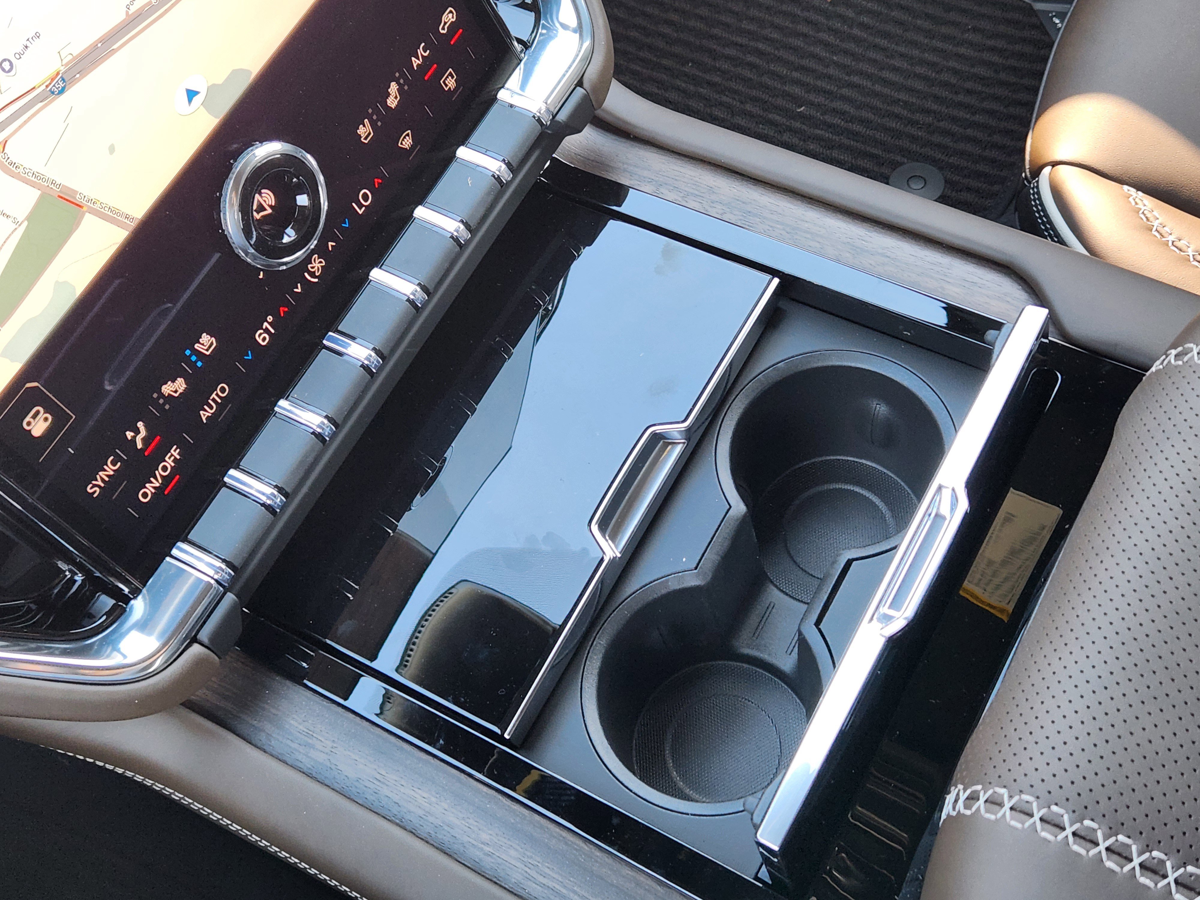 New 2026 GMC Yukon XL Denali Ultimate image 16