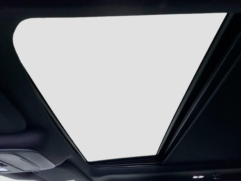 Used 2021 Ford F150 XLT w/ Equipment Group 302A High image 11