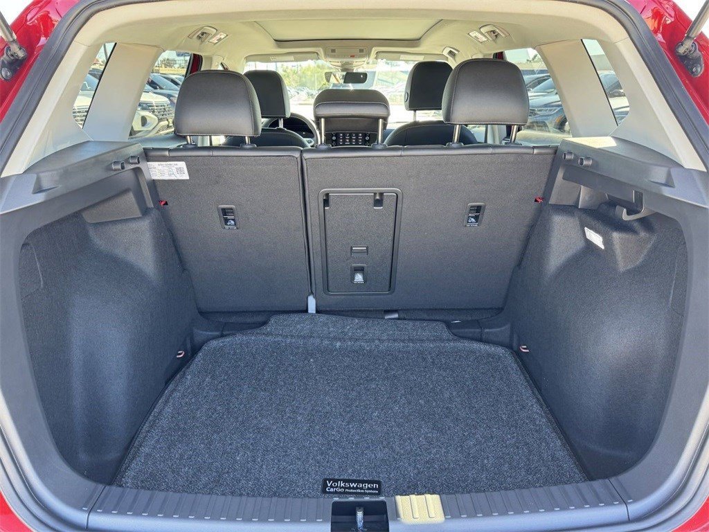 New 2024 Volkswagen Taos SE image 27