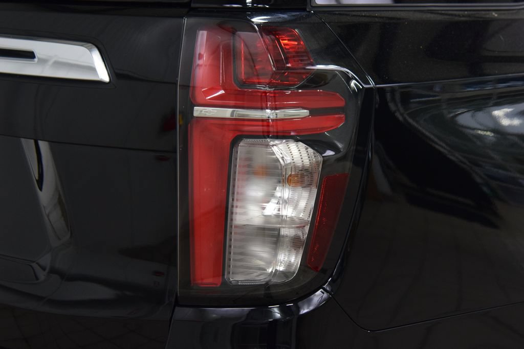 Used 2023 Chevrolet Tahoe High Country AWD/4WD image 19