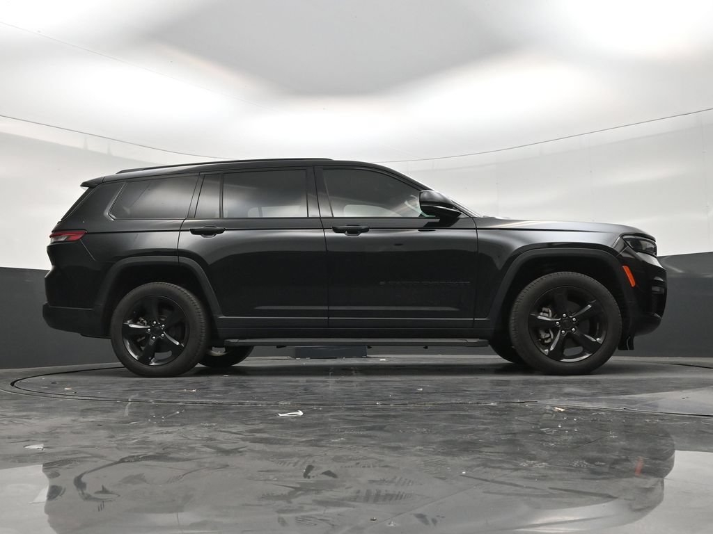 Used 2024 Jeep Grand Cherokee L Limited w/ Black Appearance Package AWD/4WD image 24