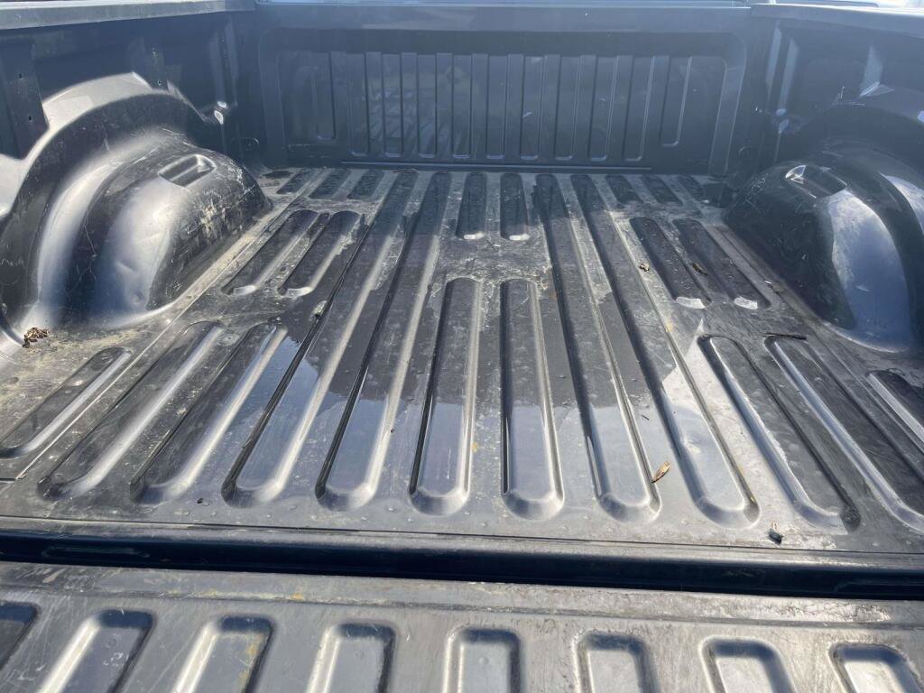 Used 2022 RAM 1500 Big Horn AWD/4WD image 18