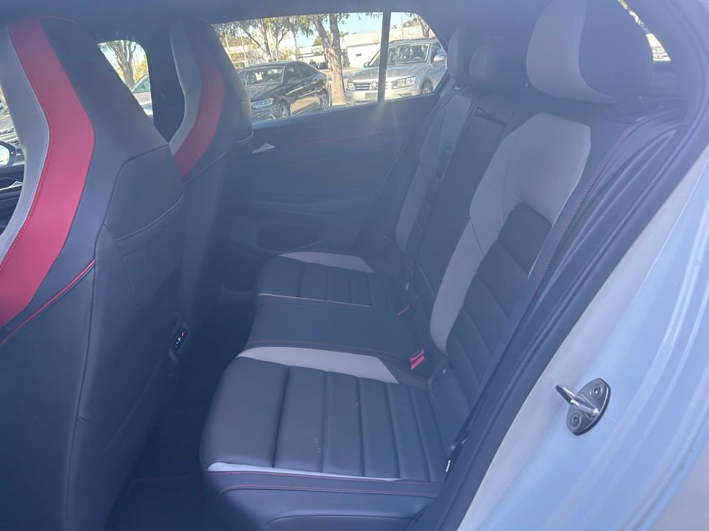 Used 2023 Volkswagen GTI Autobahn image 46