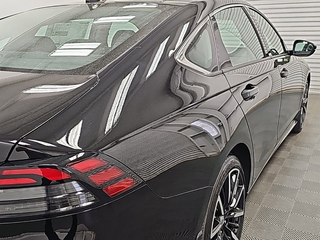 New 2026 Honda Accord Touring image 9