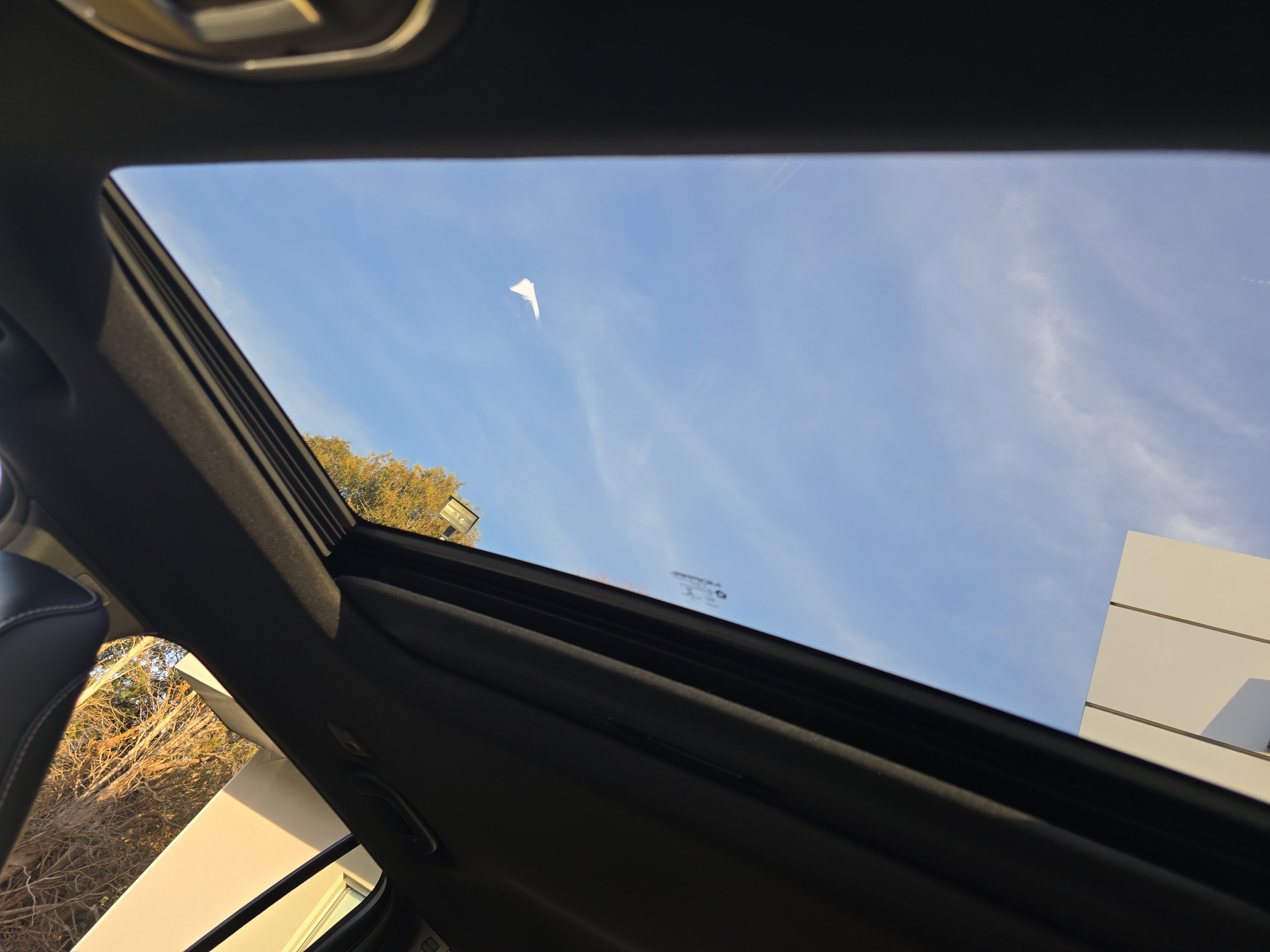 New 2025 Jeep Grand Cherokee Altitude image 31