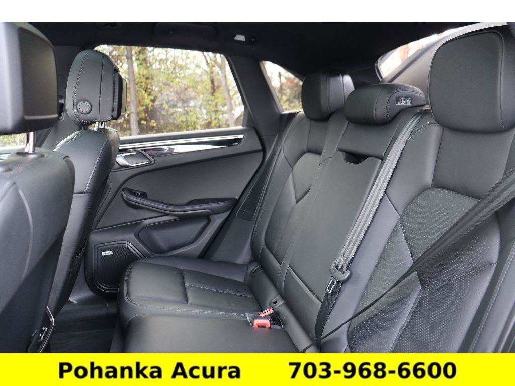 Used 2017 Porsche Macan S image 24