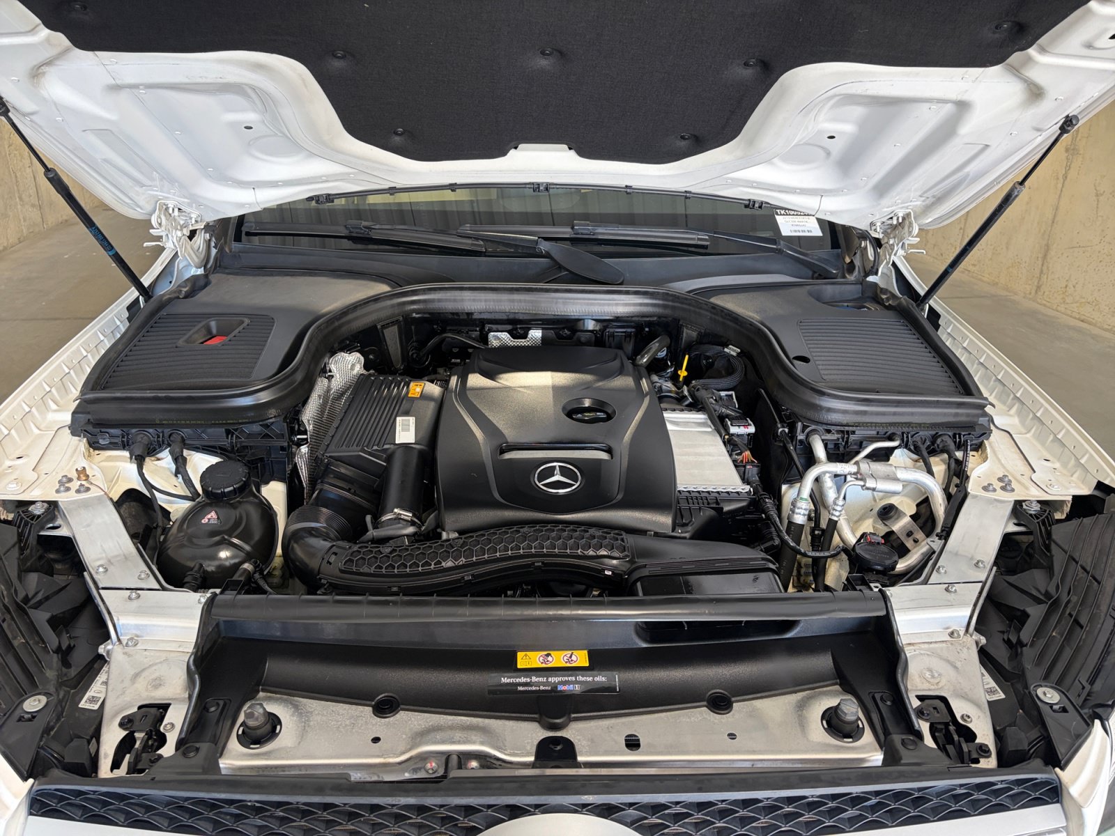 Used 2019 Mercedes-Benz GLC 300 4MATIC image 13