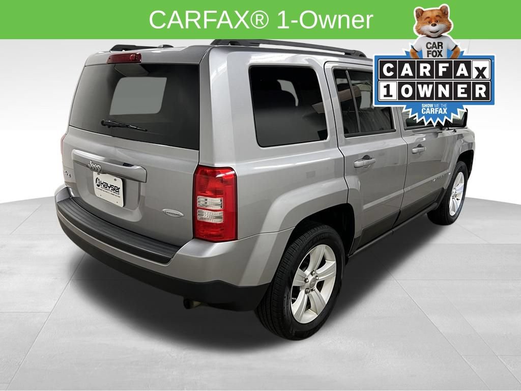 Used 2016 Jeep Patriot Latitude AWD/4WD image 3