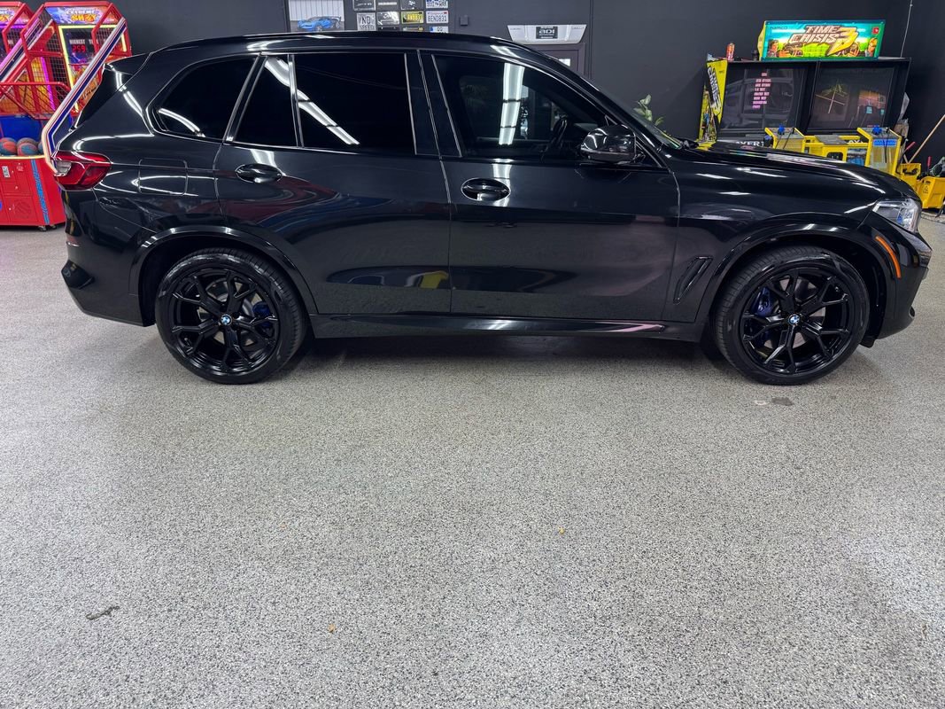 Used 2019 BMW X5 xDrive50i w/ M Sport Package image 6