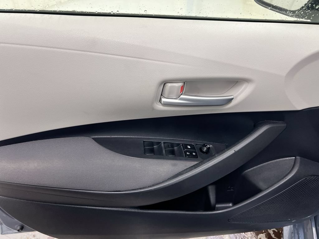 Used 2020 Toyota Corolla LE w/ LE Premium Package FWD image 21