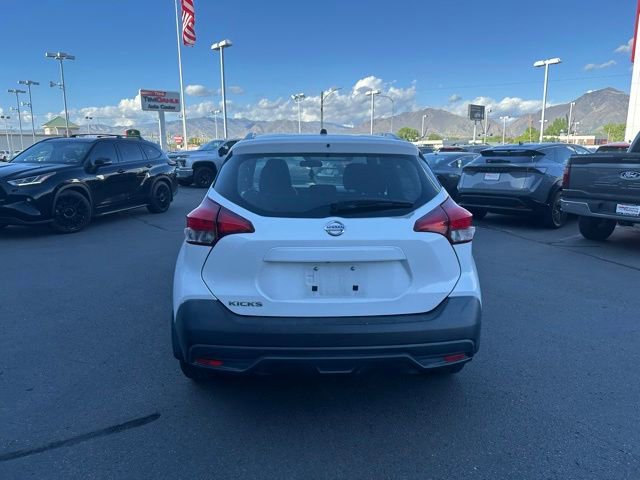Used 2018 Nissan Kicks S FWD image 10
