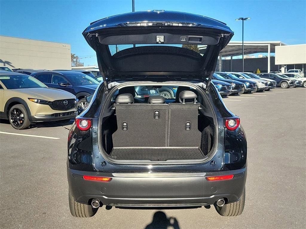 Certified 2025 MAZDA CX-30 AWD 2.5 S w/ Premium Package image 5