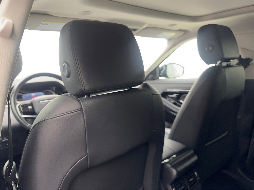 Used 2023 Land Rover Range Rover Evoque S image 37