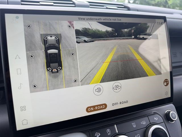 New 2026 Land Rover Defender 110 X-Dynamic SE AWD/4WD image 21