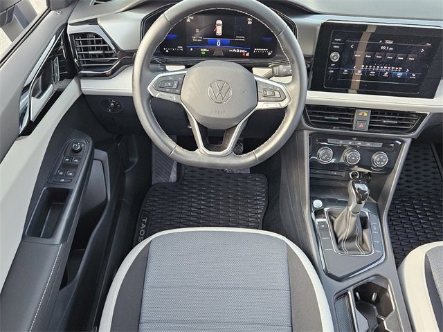 Used 2025 Volkswagen Taos S image 7