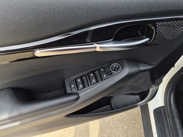 Used 2023 Kia Seltos S w/ Navigation Package image 18