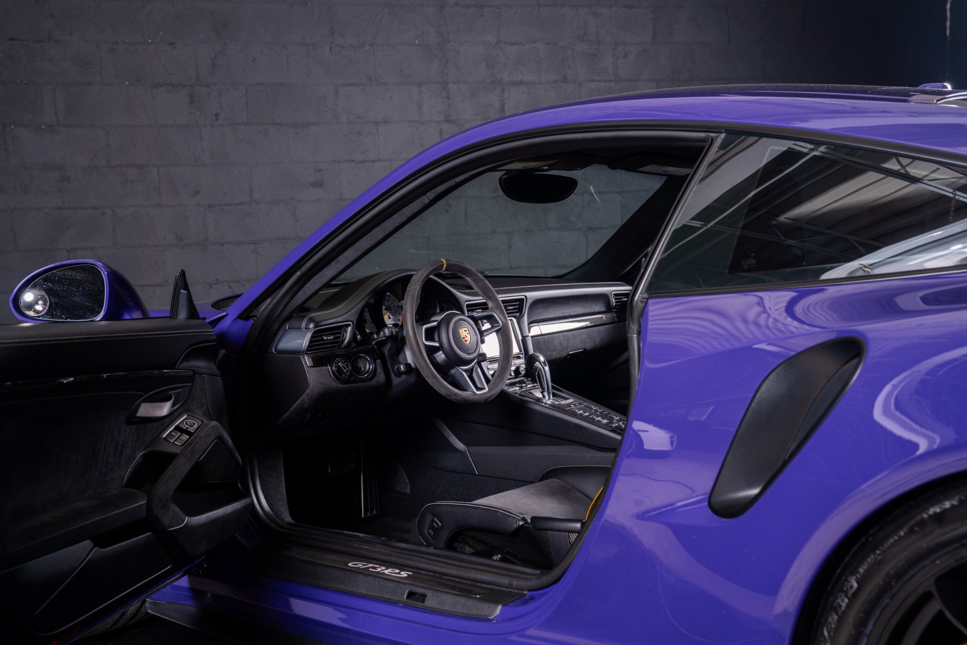 Used 2016 Porsche 911 GT3 RS RWD image 12