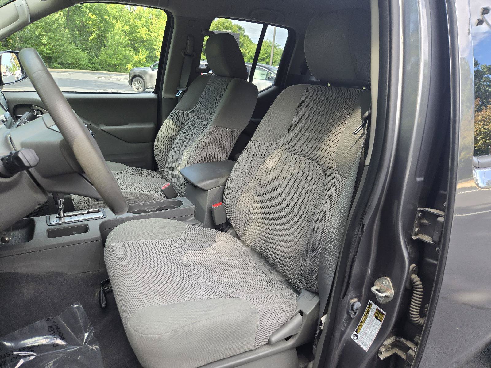 Used 2019 Nissan Frontier SV w/ Value Truck Package AWD/4WD image 12