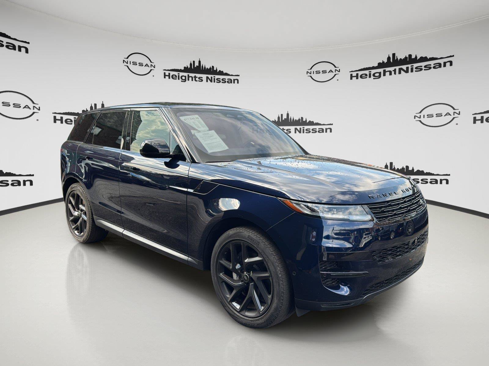 Used 2023 Land Rover Range Rover Sport SE AWD/4WD image 18