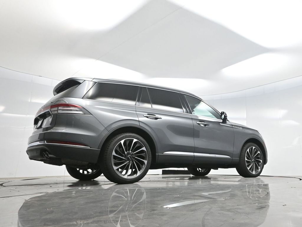 Used 2023 Lincoln Aviator Reserve w/ Equipment Group 201A AWD/4WD image 56