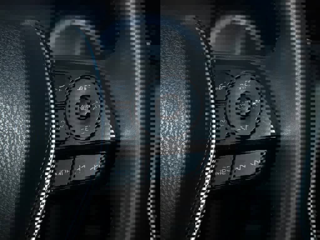 Certified 2023 Toyota Venza XLE image 23