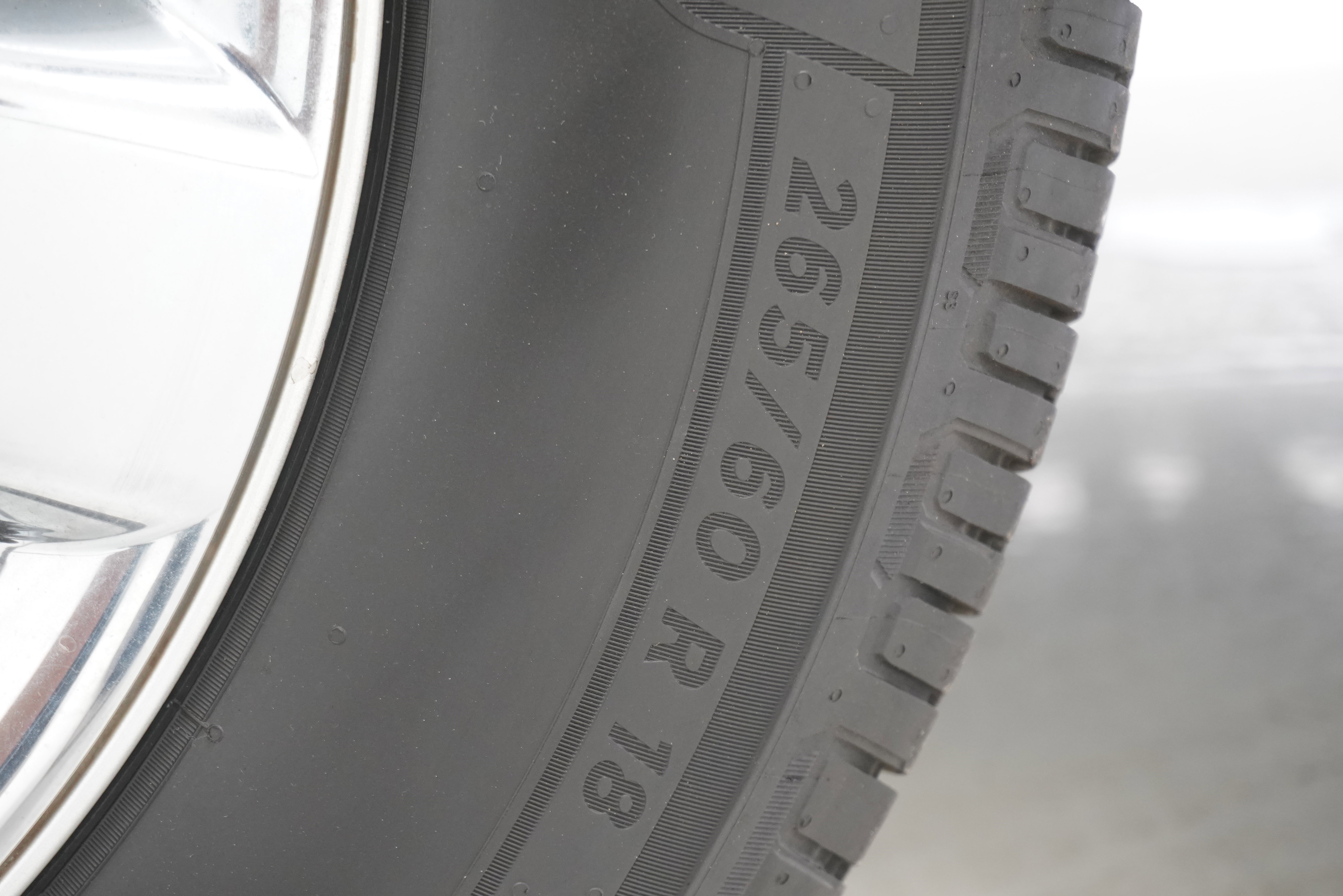 Used 2013 Ford F150 XLT w/ XLT Chrome Pkg image 23