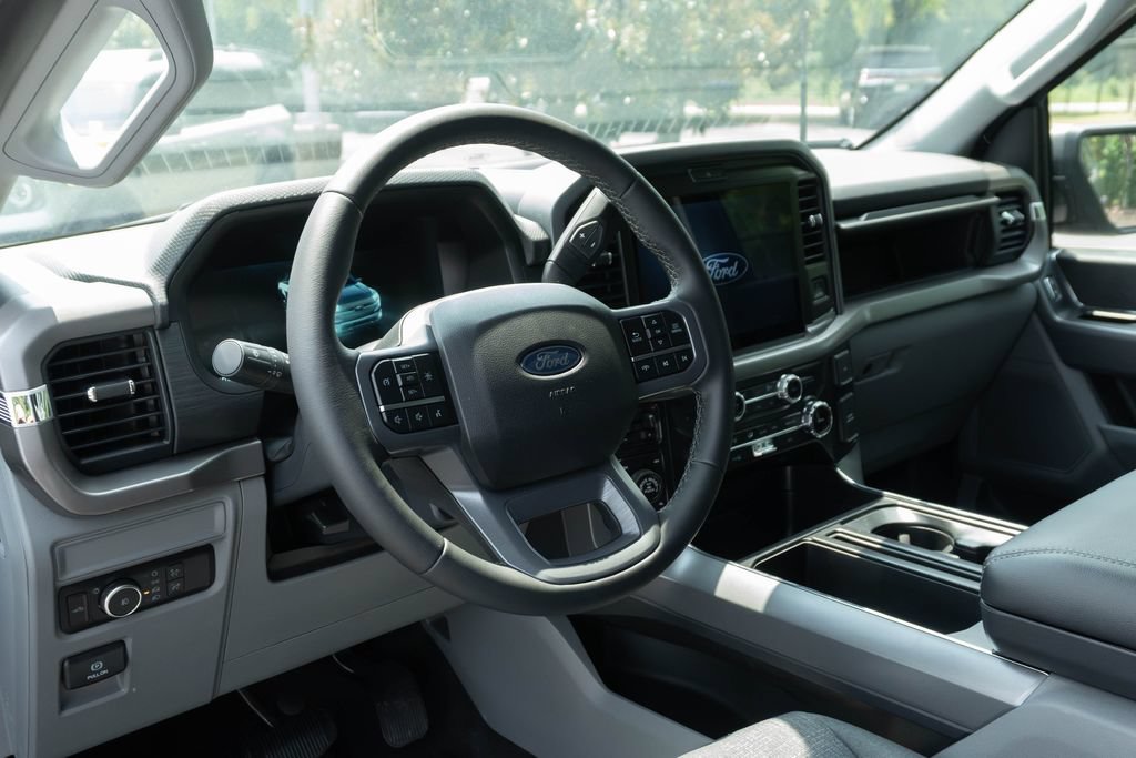 Used 2026 Ford F150 XLT w/ Mobile Office Package AWD/4WD image 4