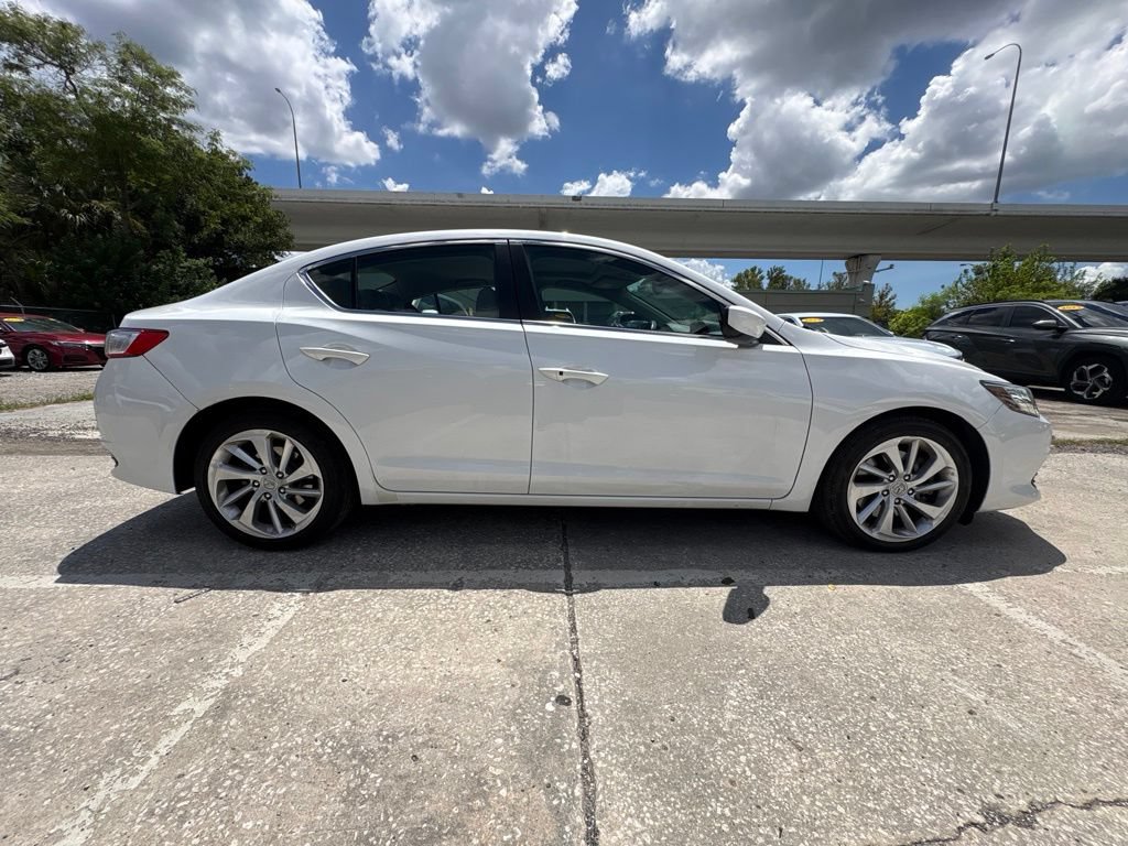Used 2016 Acura ILX FWD image 2