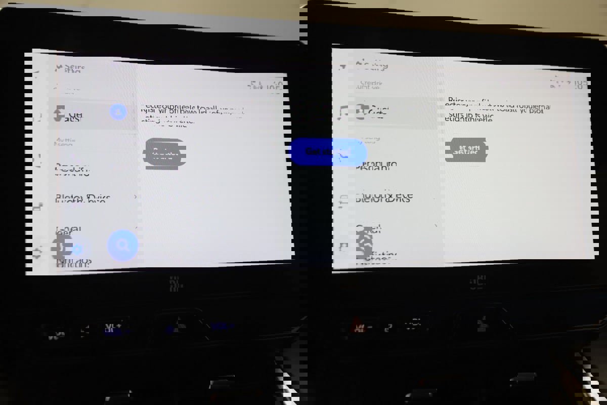 Used 2023 Toyota Venza XLE image 30