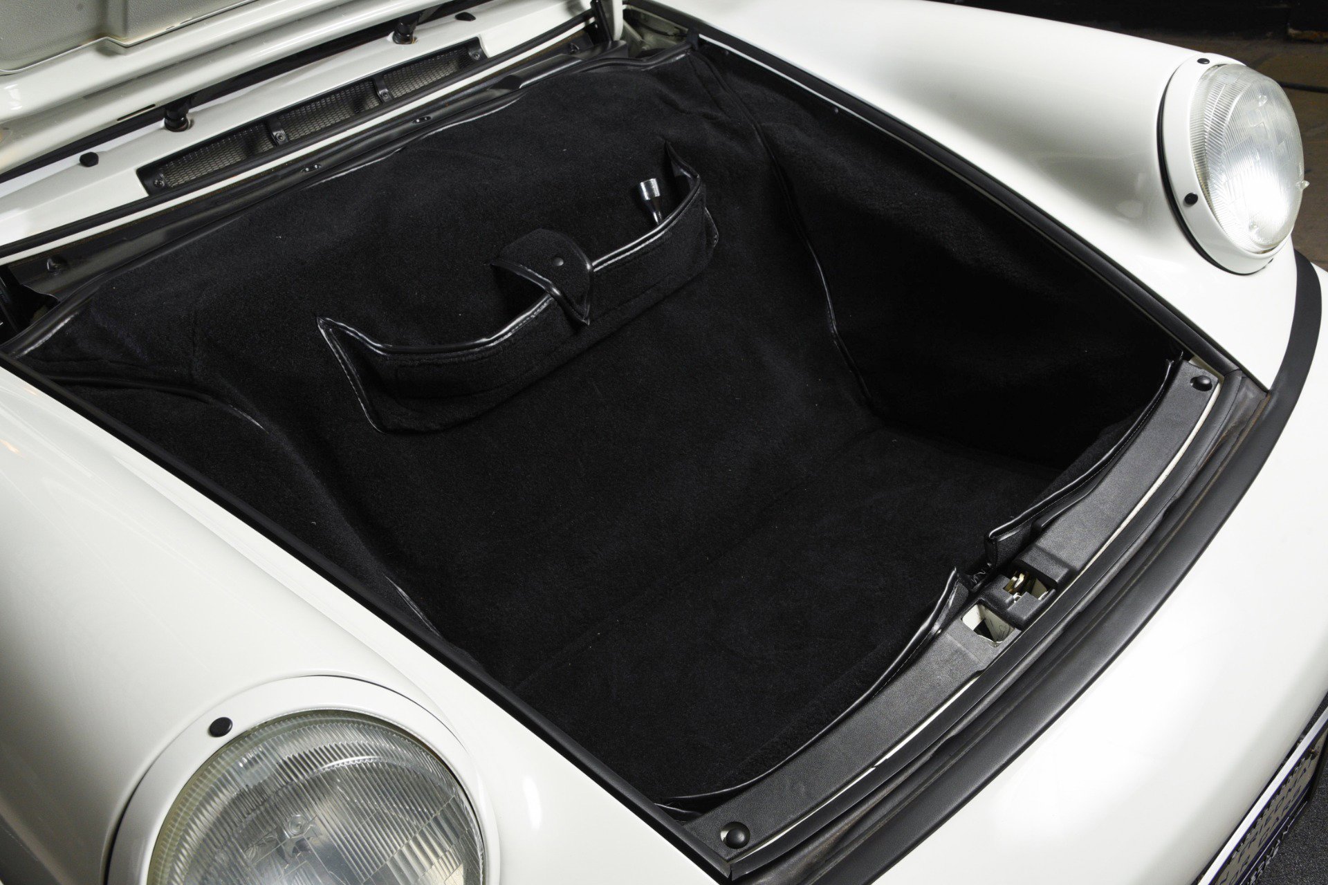 Used 1991 Porsche 911 Carrera image 29