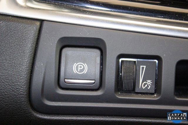 Used 2025 Cadillac XT6 Premium Luxury image 37