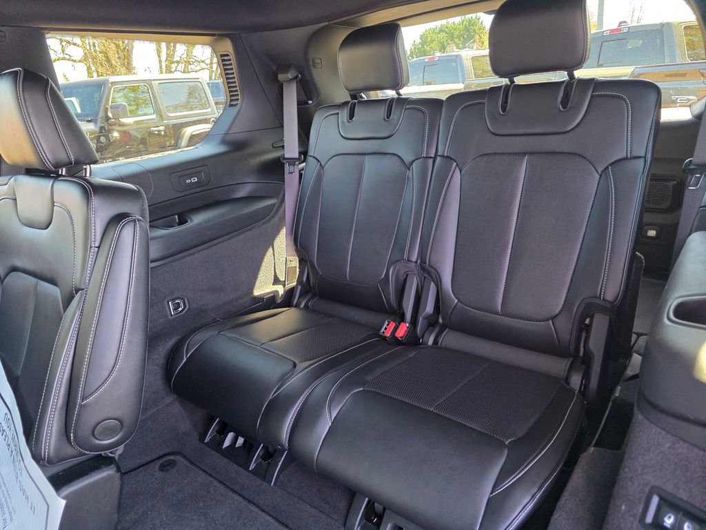 Used 2021 Jeep Grand Cherokee L Overland w/ Advanced Protech Group III image 12