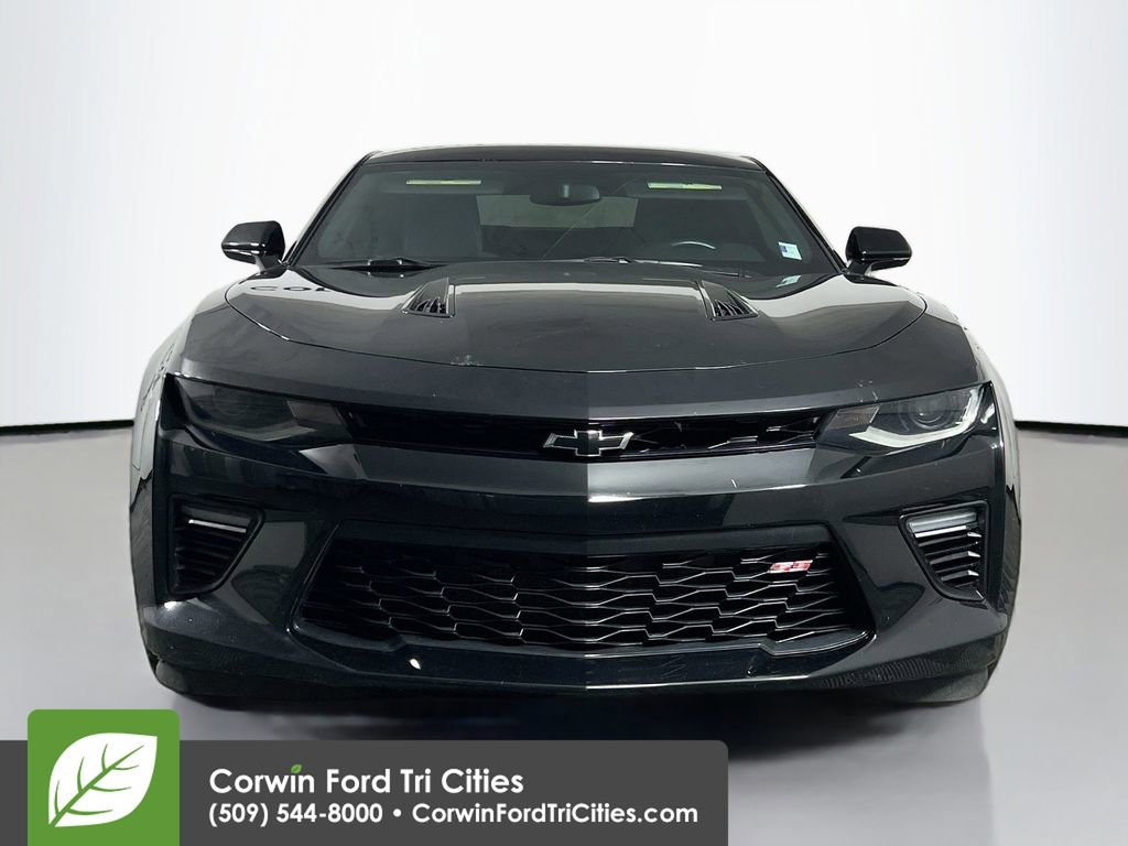 Used 2018 Chevrolet Camaro SS image 4