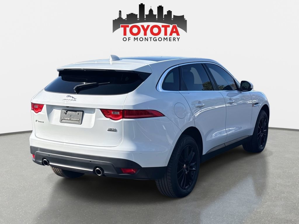 Used 2019 Jaguar F-PACE Prestige image 3