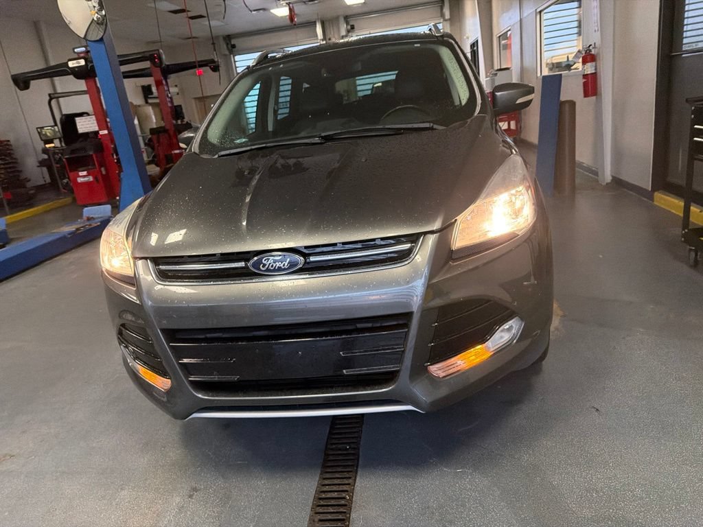 Used 2016 Ford Escape Titanium FWD image 4