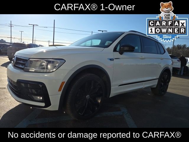 Used 2020 Volkswagen Tiguan SE R-Line image 3