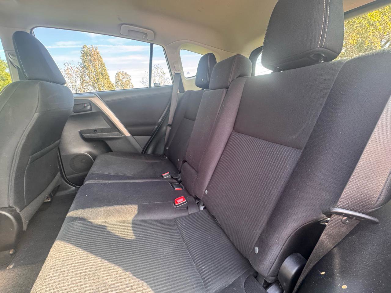 Used 2013 Toyota RAV4 XLE FWD image 12