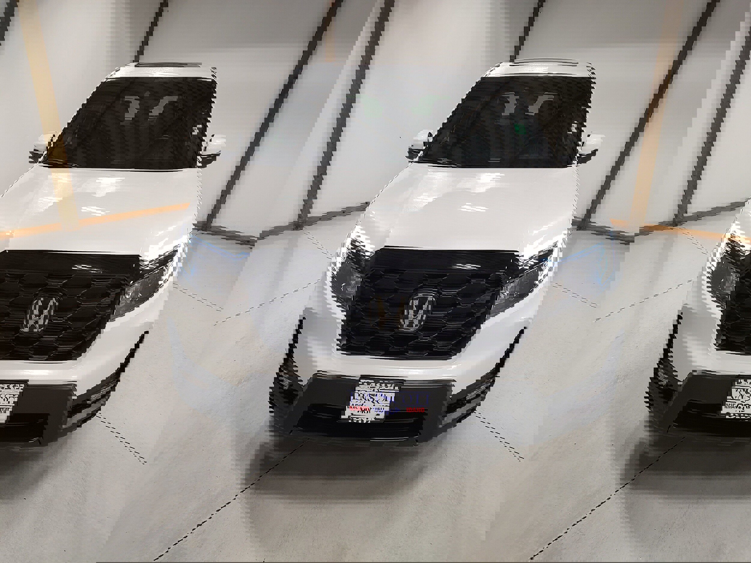 Used 2023 Honda Passport EX-L image 3