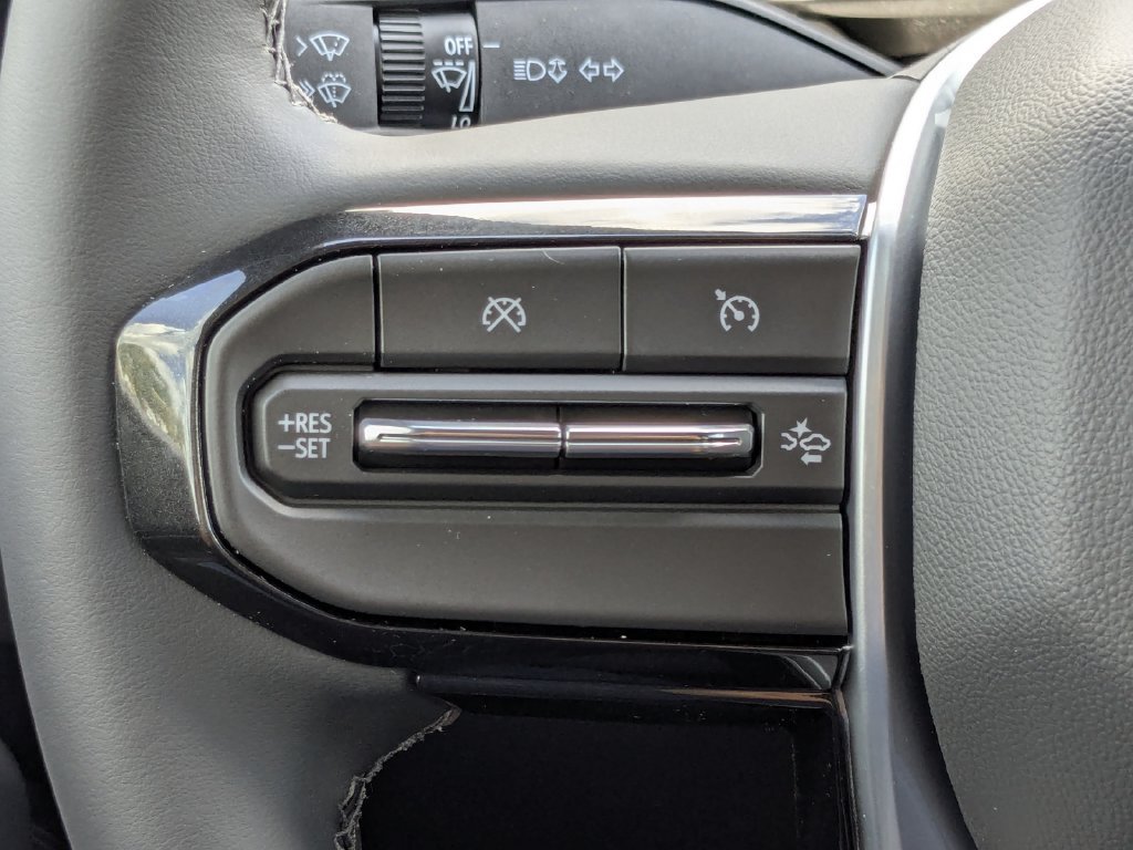 Used 2026 Chevrolet Colorado LT AWD/4WD image 28