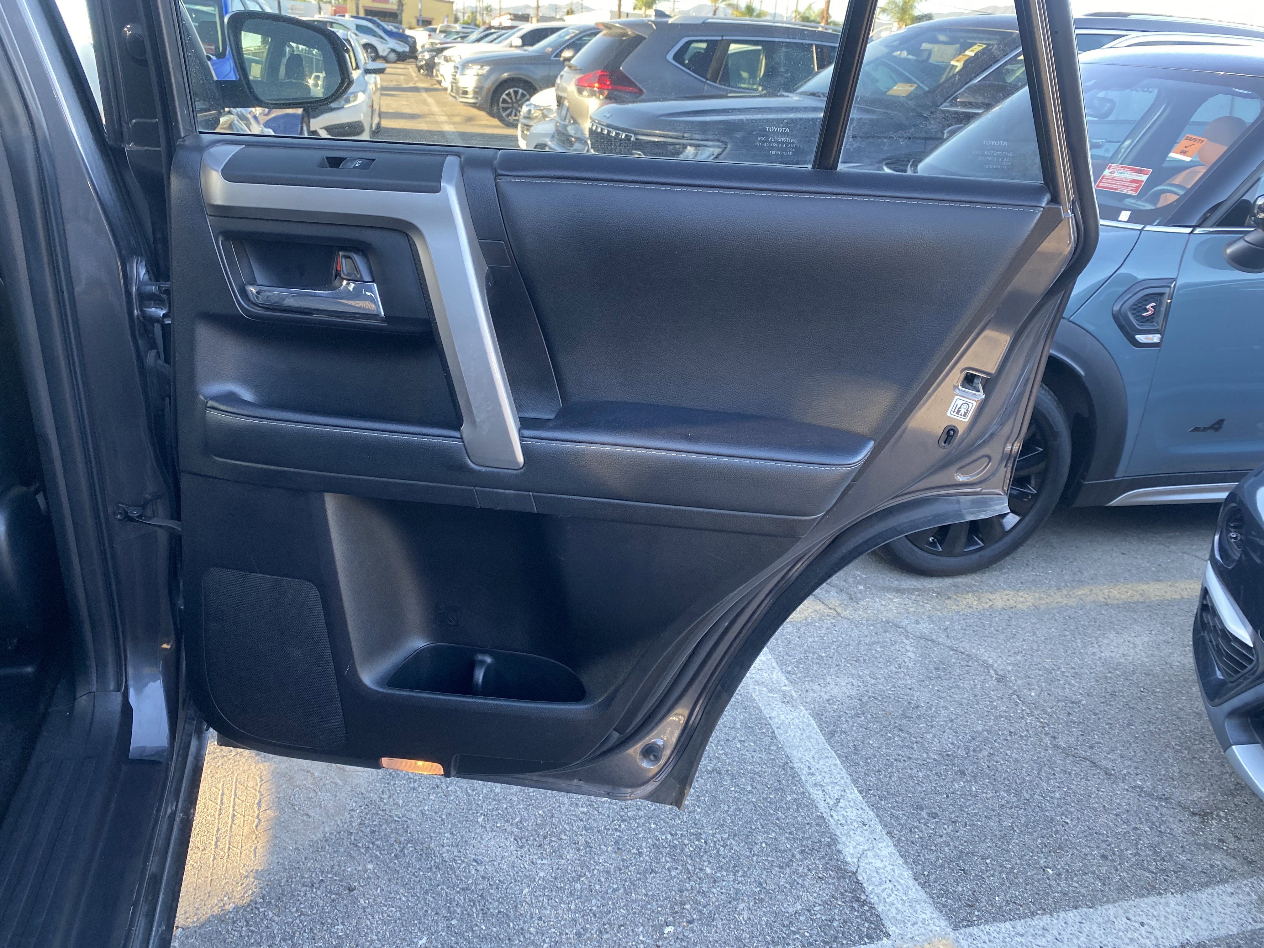 Used 2020 Toyota 4Runner SR5 image 22