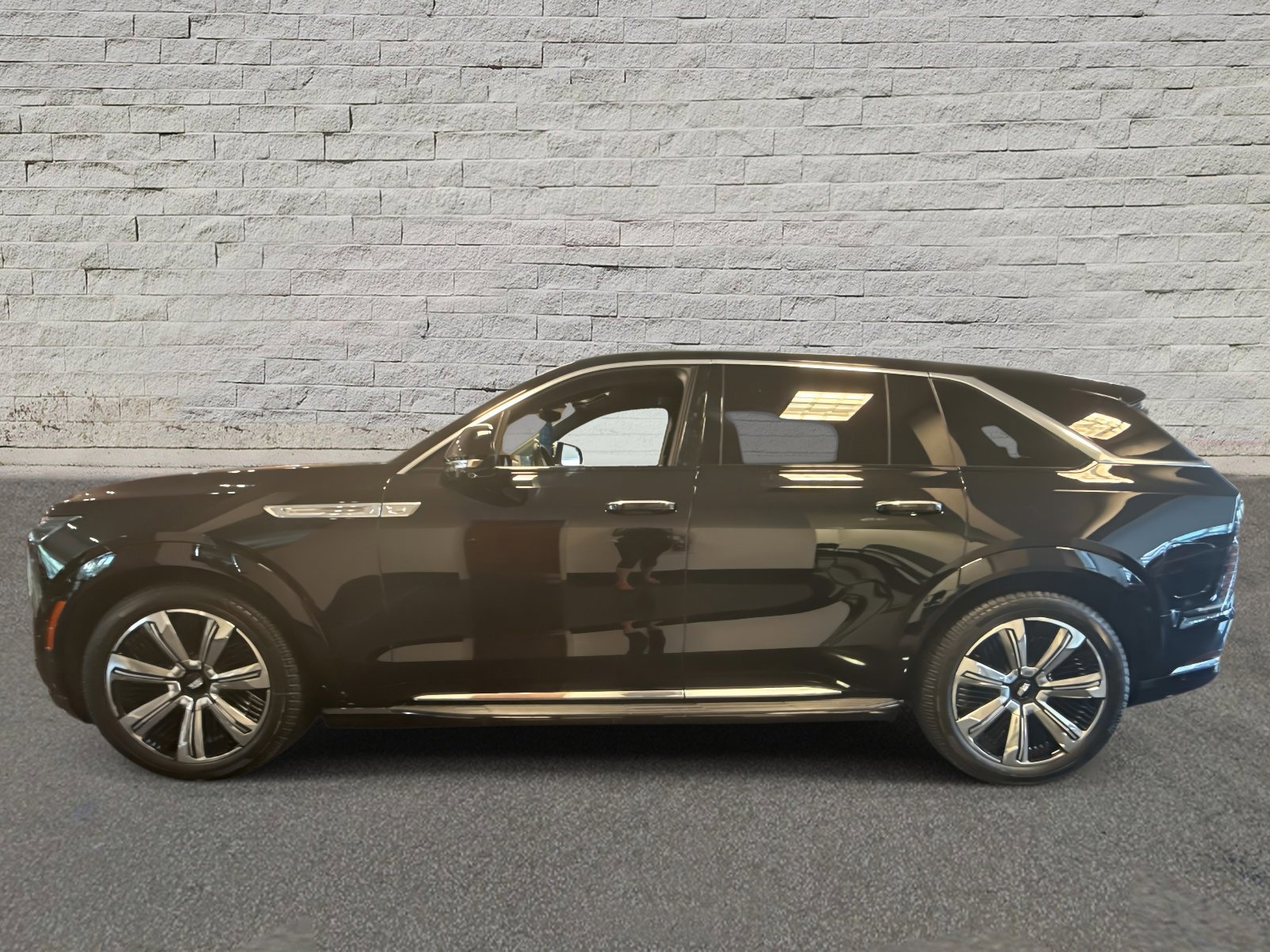 New 2025 Cadillac Escalade IQ Luxury 2 video 2