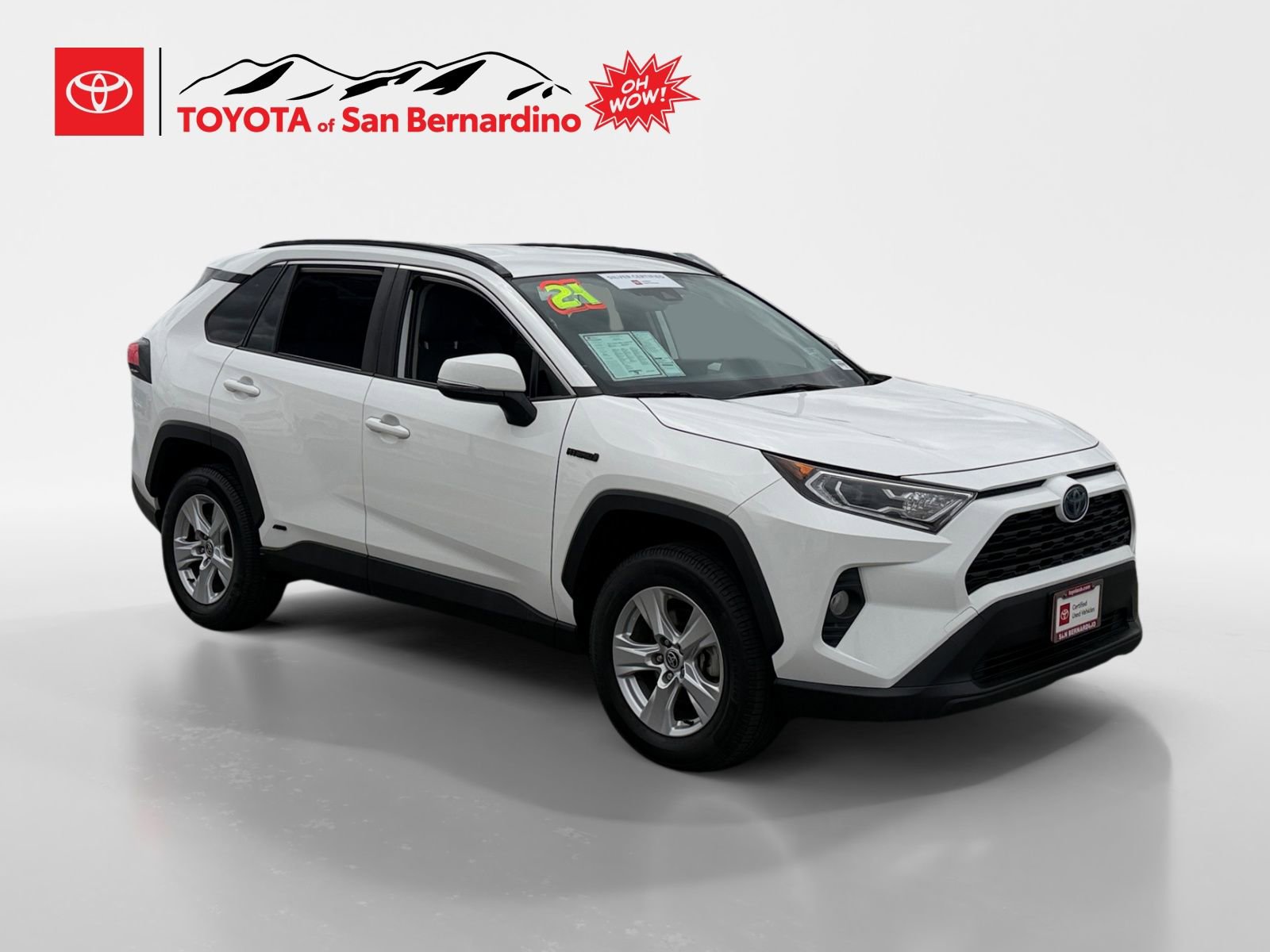 Certified 2021 Toyota RAV4 XLE w/ XLE Grade Weather Package AWD/4WD image 7