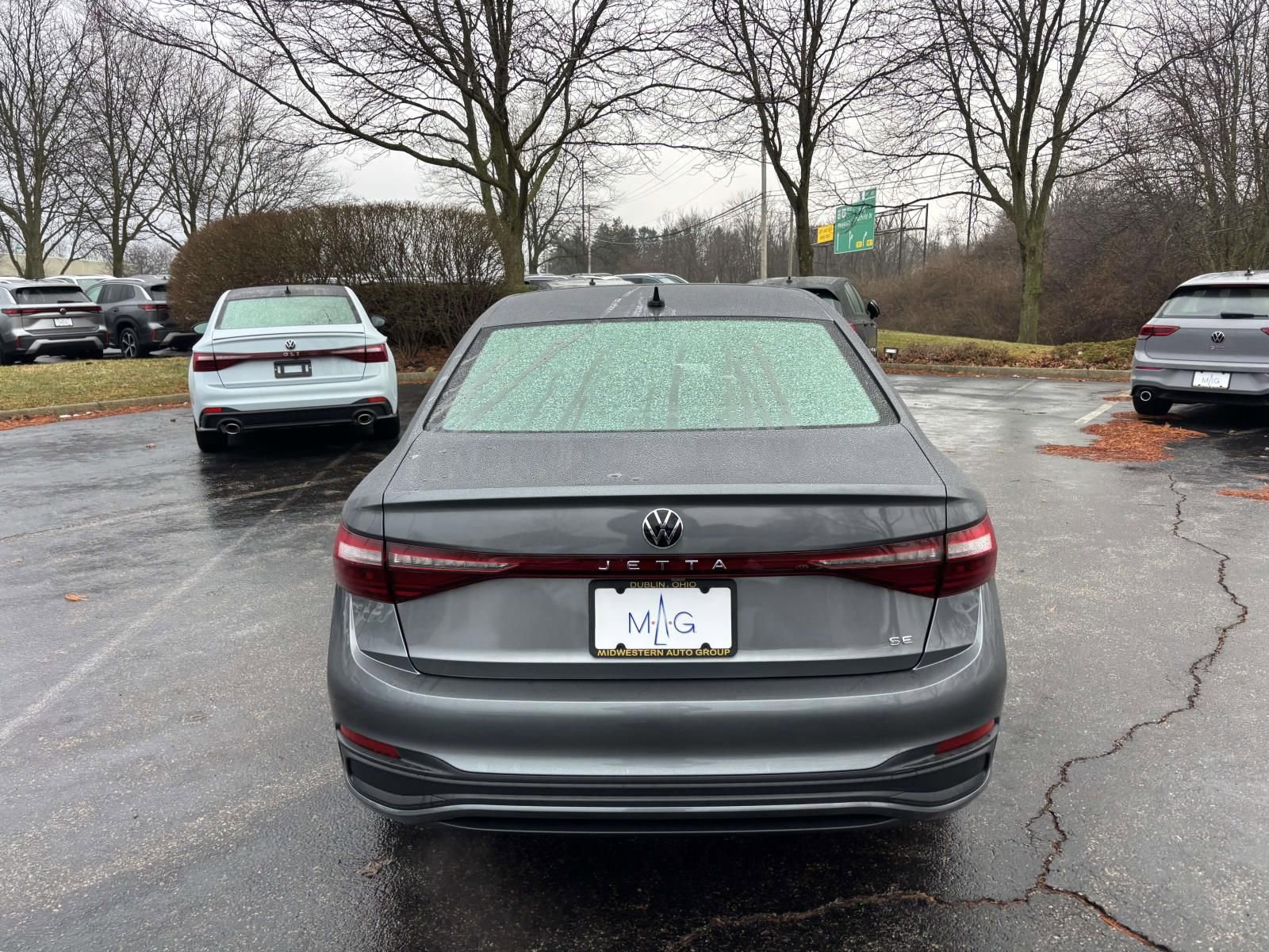 New 2026 Volkswagen Jetta SE FWD image 6
