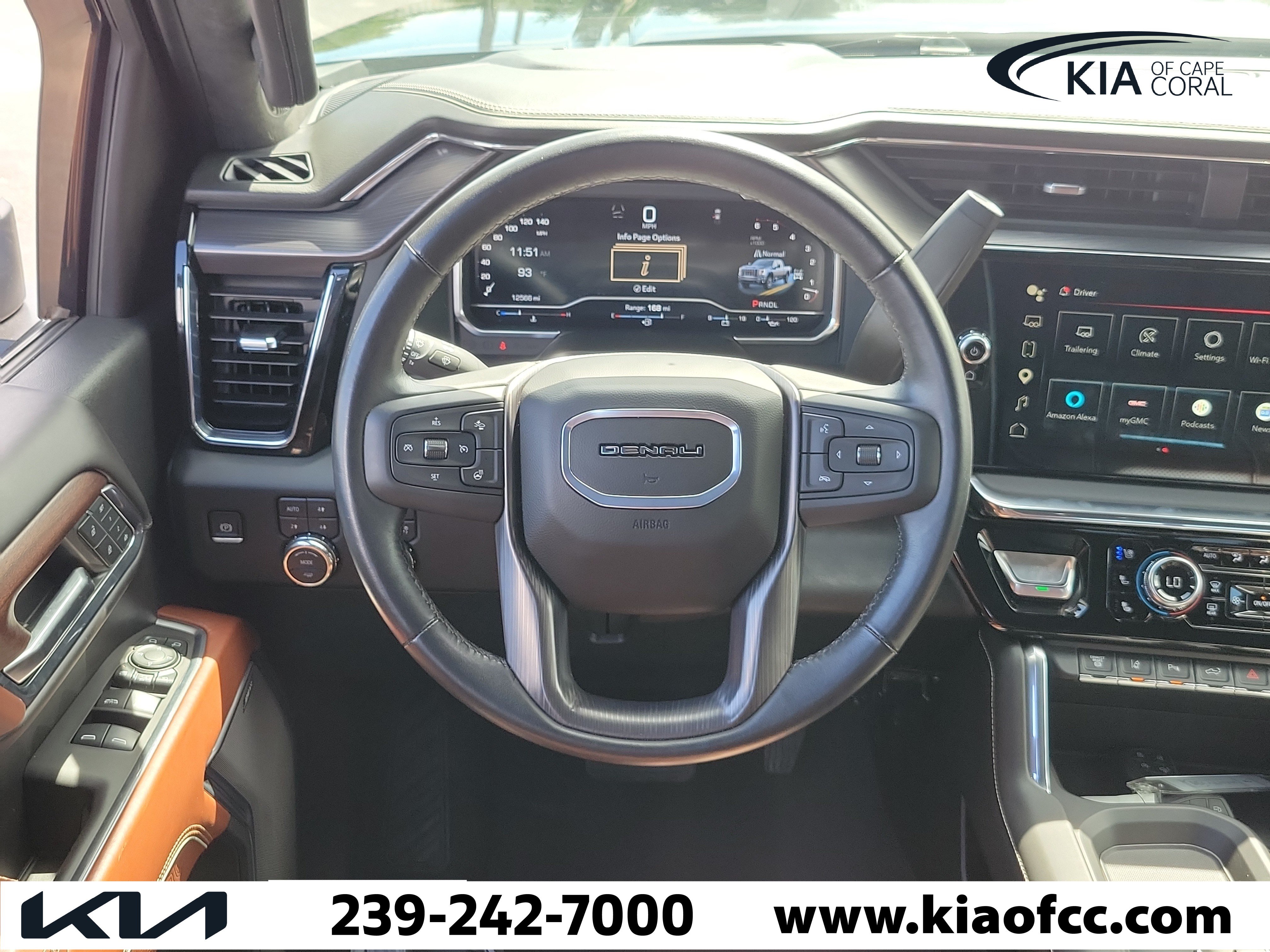 Used 2024 GMC Sierra 3500 Denali Ultimate AWD/4WD image 17